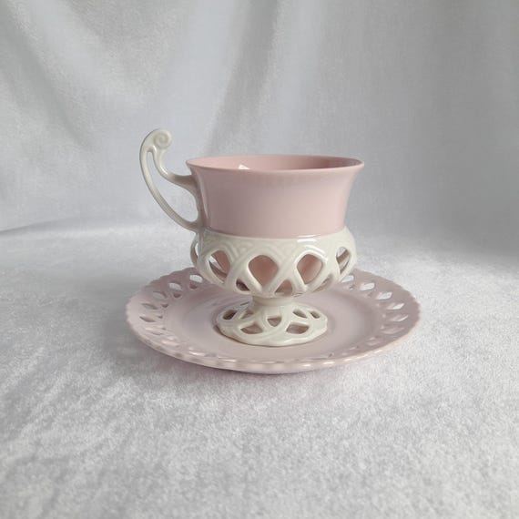 Chodov ショドフ H&C ピンクポーセリン カップ&ソーサー 1客 Vintage H&C Chodov Pink Porcelain Coffee Cup and Saucer: Hand