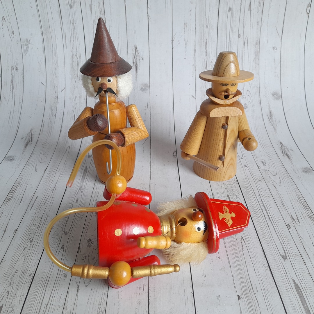 Vintage Set of Smokers Figures Waisthigh, WITHOUT Legs Spare Parts for