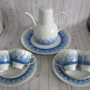Vintage Rosenthal Blue lotus Madras by Bjorn Wiinblad - Vintage 4 person coffee set / tea serving, Vintage and Collectable German Porcelain