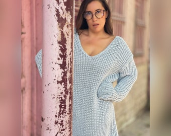 Handgestrickter Pullover aus 100% natürlicher Baumwolle, Sexy Hellblauer Pullover mit V-Ausschnitt, Warme und Gemütliche Herbst / Frühling Kleidung, Gestrickter Frauen Pullover