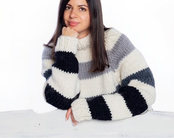 Handgestrickter Wollpullover mit Rundhalsausschnitt, abgestreifter bunter Bio-Pullover für Damen, Mode-Winter-Outfit, Ski- und Wanderpullover aus Wolle
