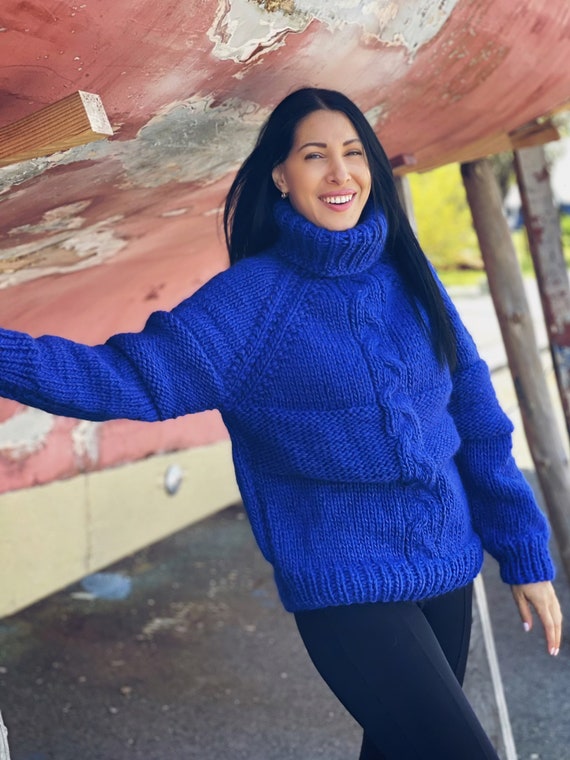 Blue sweater style sale