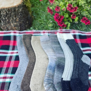 100% wollen herensokken – dikke handgemaakte wintersokken – warm, duurzaam en cadeauklaar – maat L – kies je stijl, genummerde opties