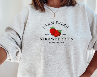 Bauernhof Frische Erdbeeren bei Strawberia Preppy Hoodie mit Sprüchen Strawberry Sweater Strawberry Crewneck