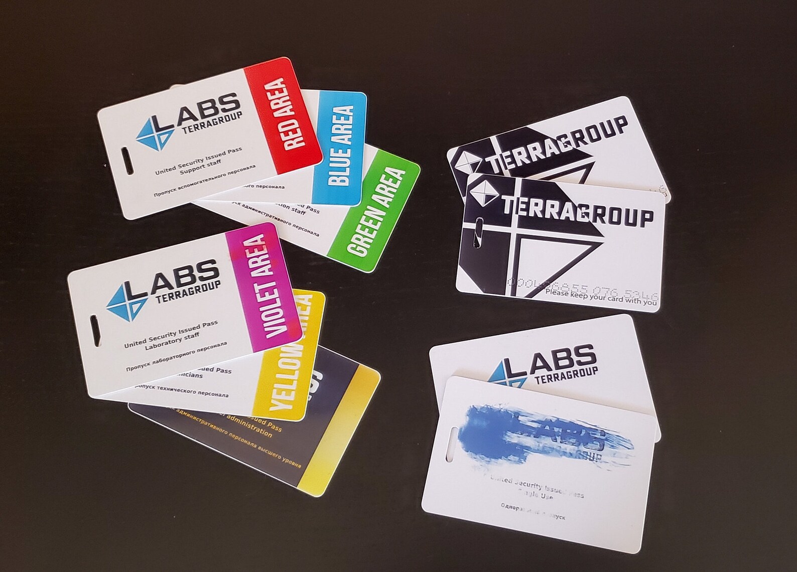 карта лаборатории тарков. лаб карта тарков. ключ карта лаборатории. Eft красная карта. лаборатория тарков ключ карты.