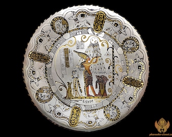 Unique Pharaoh Akhenaten and Queen Nefertiti Ritual Decorative Wall Hanging Plate - Unique Egyptian Art - Egyptian Decor - Handmade In Egypt