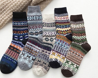 Unisex Winter Thick Warm Stripe Wool Socks Casual Socks Business Mid Tube Socks
