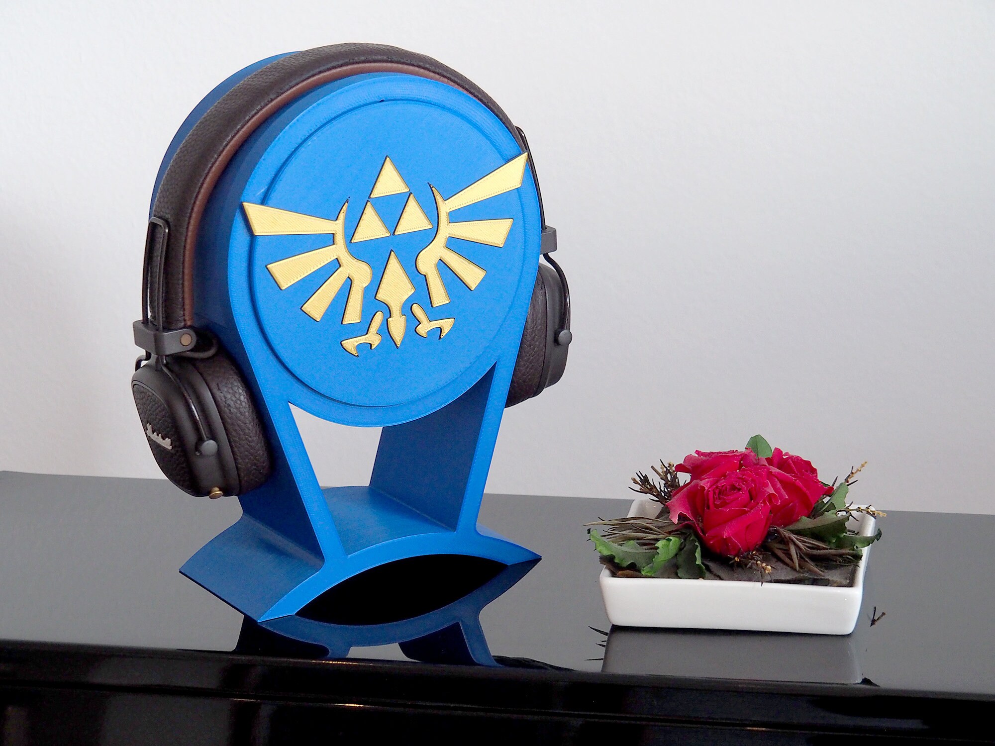 The Legend of Zelda 3D Printed Headphone Stand With Link and Etsy