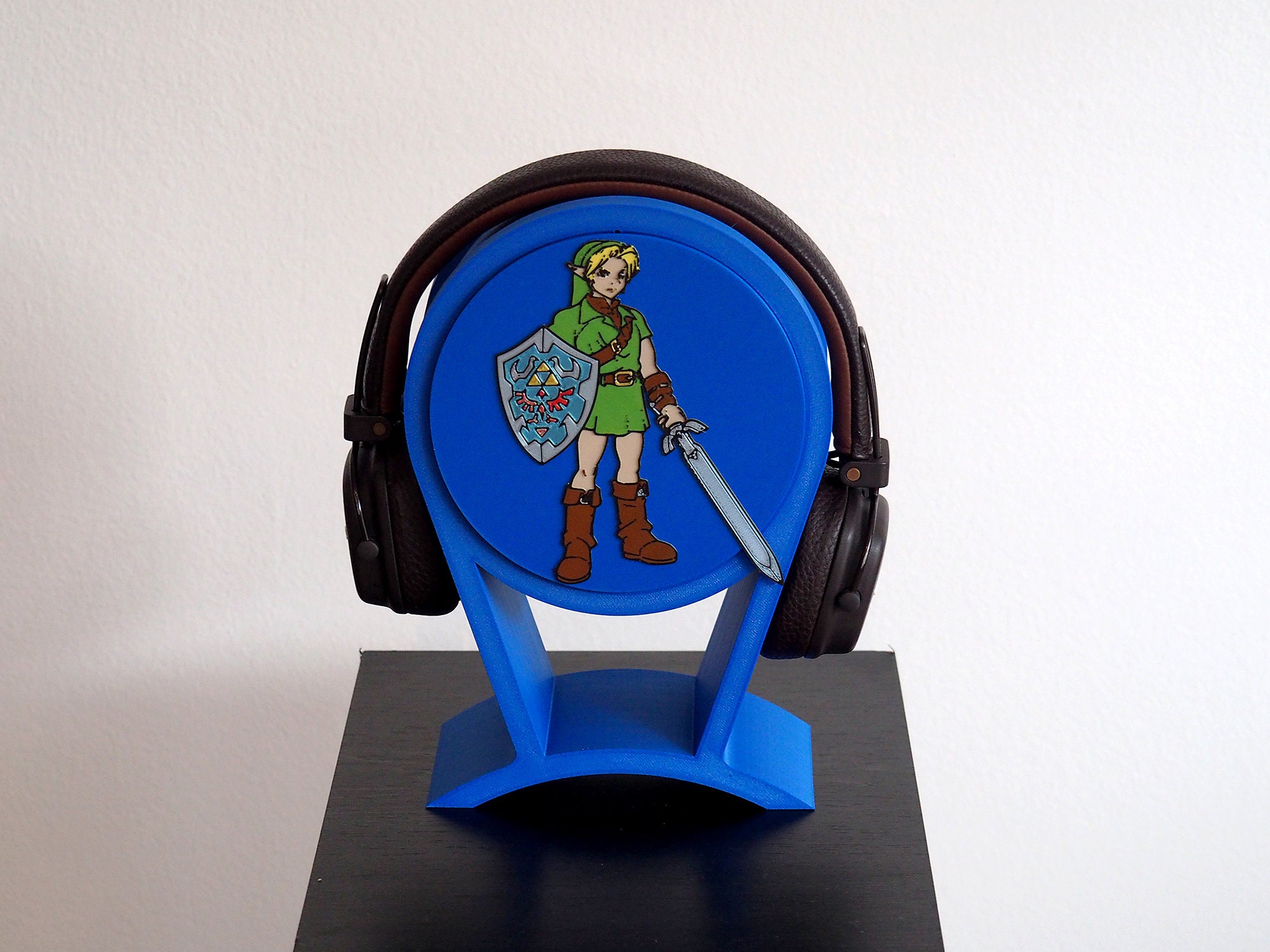 The Legend of Zelda 3D Printed Headphone Stand With Link and Etsy