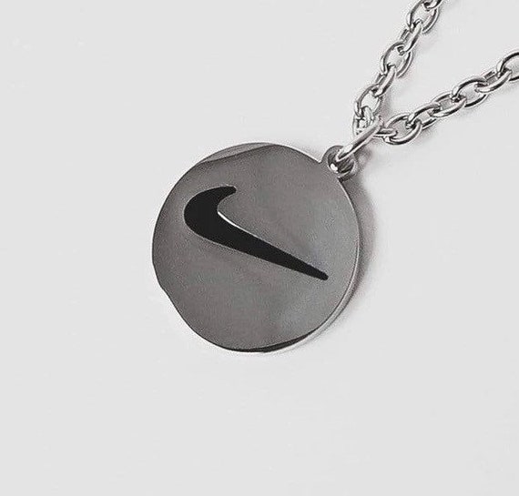Viaje cortar a tajos Movilizar Silver Nike Necklace Circle Oval Swoosh Logo Collar Chain - Etsy España