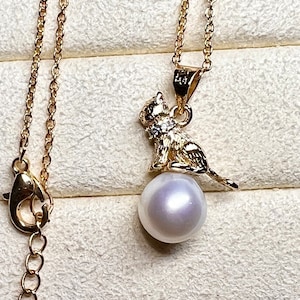 Gold Cat Freshwater Pearl Pendant Necklace | Animal Charm Chain Necklace