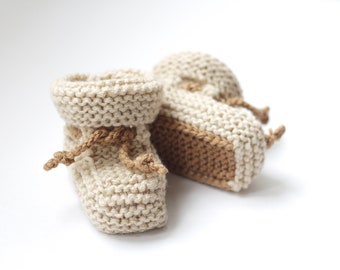 Leather soles wool handmade warm socks 0-6 m size alpaca soft baby neutral knit baby socks Neutral BOOTIES baby booties gift idea