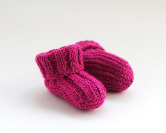 Fuchsia knit baby booties for girls Newborn baby shower gift | Etsy