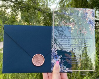 Bloemen huwelijksuitnodiging, blauwe bloemenuitnodiging, bloemen acryl uitnodiging huwelijksuitnodiging, marineblauwe envelop, UV-print, Rose lakzegel