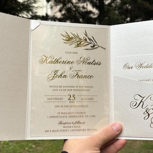 結婚式招待状、アクリル製結婚式招待状、透明アクリル製招待状、アイボリーカラーパール封筒、詳細カード、招待状セット