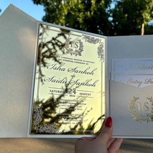 Invitación con espejo dorado, Invitación con espejo, Invitación de boda con espejo dorado, Sobre de bolsillo color marfil perlado, Invitación de boda, Invitación