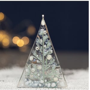 Christmas decoration, fused glass Christmas tree  decoration, Christmas gift.