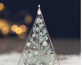 Christmas decoration, fused glass Christmas tree  decoration, Christmas gift.