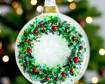 Red Berry Wreath glass Christmas decoration.