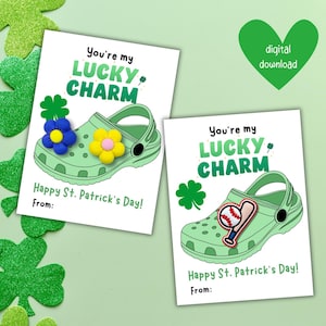Op de afbeelding: Twee St. Patrick's Day-kaarten met een groen klompenschoenontwerp. Eén kaart heeft bloemversieringen, de andere een honkbalknuppel en -bal. Tekst luidt "You're my LUCKY CHARM" en "Happy St. Patrick's Day!"