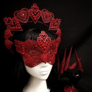 Parrucca Regina di Cuori Rosso : : Moda