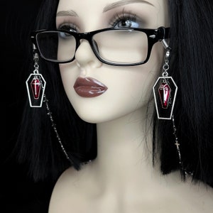 Cemetery glasses chain: goth accessory, gothic accessories, alt eyewear, alternative eye decoration, Halloween, coffin, vampire, gift