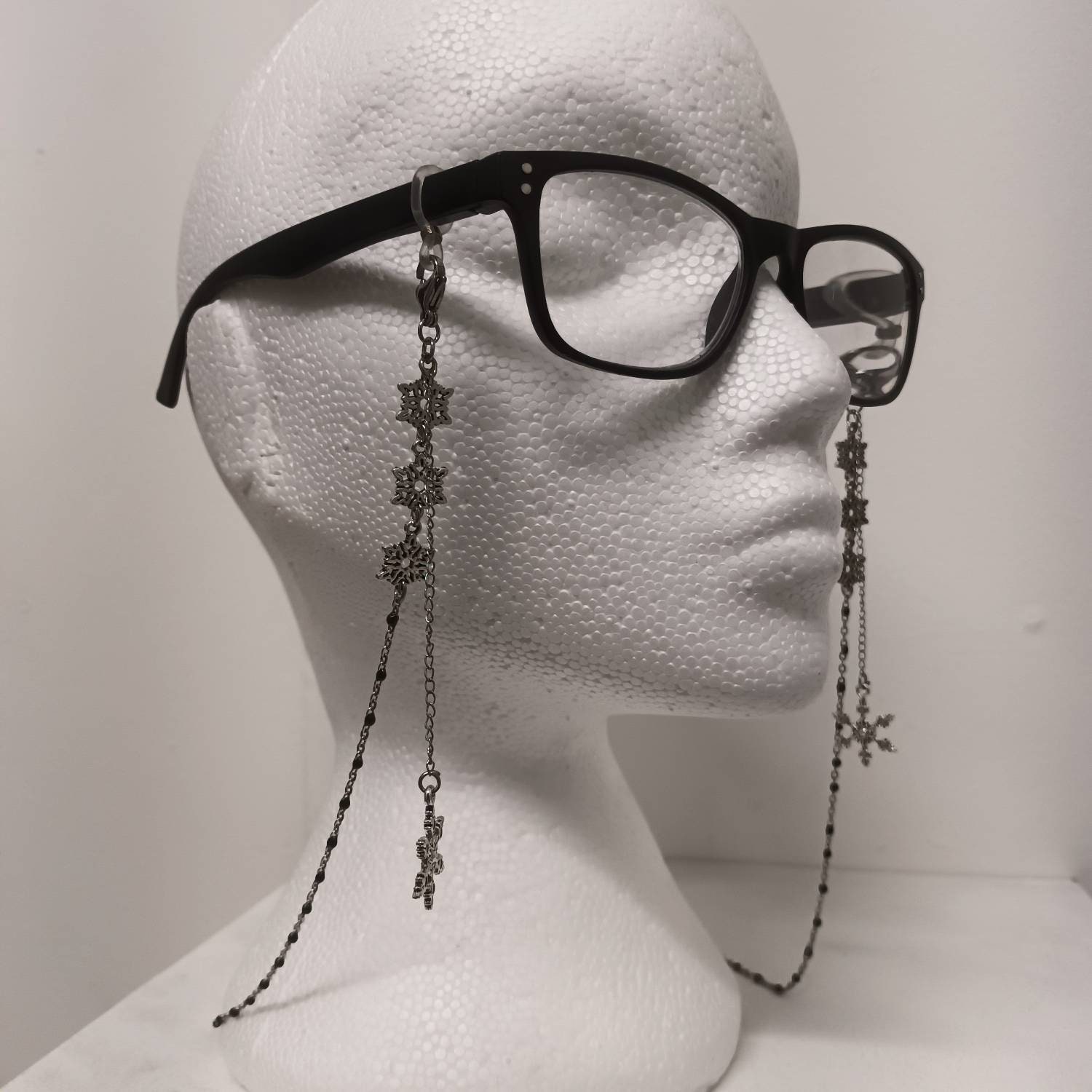 Tiffany glasses chain 2025