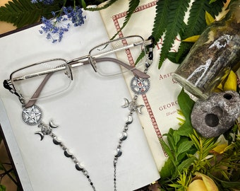 Triple Moon Glasses Chain: Gothic Pentagram Eyewear Accessory