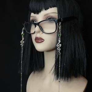 Slither glasses chain: goth accessory, gothic accessories, alt eyewear, alternative eye decoration, Halloween, snake, vampire, gift