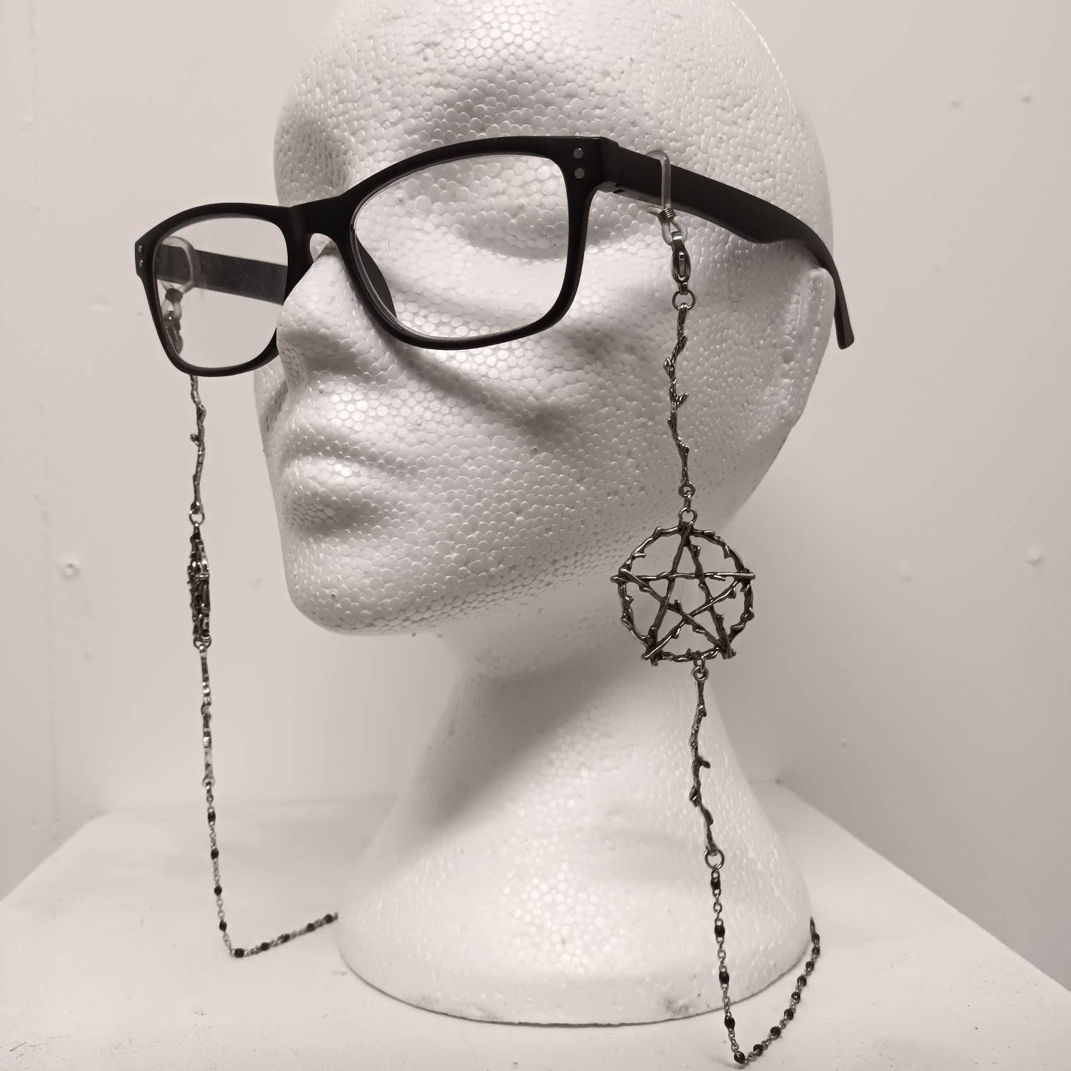 Pentagram Glasses Chain: Gothic Witchy Eyewear Accessory - Etsy