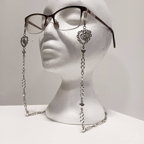 Valentines Glasses Chain: Heart 