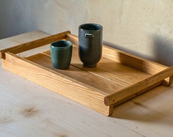 Küchentablett - handgefertigt aus Eichenholz | Abmessungen 55 x 36 cm | Gratleiste eingefräst | Oberfläche mit reinem Leinöl behandelt