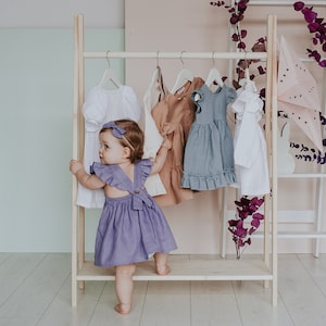Porte-vêtements Montessori pour tout-petits/Porte-vêtements pour enfants de haute qualité avec étagère/Rangement de vêtements en bois pour enfants/Cintre pour enfants/Penderie Montessori