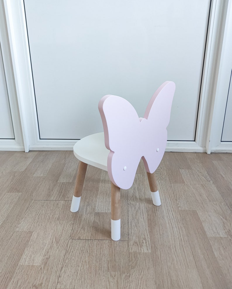 Ensemble table et chaise Butterfly unique/Ensemble de table pour tout-petit/Table Montessori/Cadeau parfait pour un anniversaire d'enfant ou comme cadeau de Noël/Cadeau utile image 6