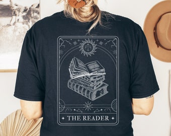 The Reader Tarot Card Shirt Buchclub Shirt Bücherwurm Shirt Lese Shirt Booktok Merch Buchclub Geschenke Buch Merch Literarisches Shirt Buchliebhaber