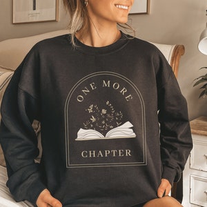 Reading Sweatshirt Book Sweatshirt Booktok Dark Academia Clothing Books Sweatshirt Light Academia Bookish Sweatshirt Dark Academia Clothes Black