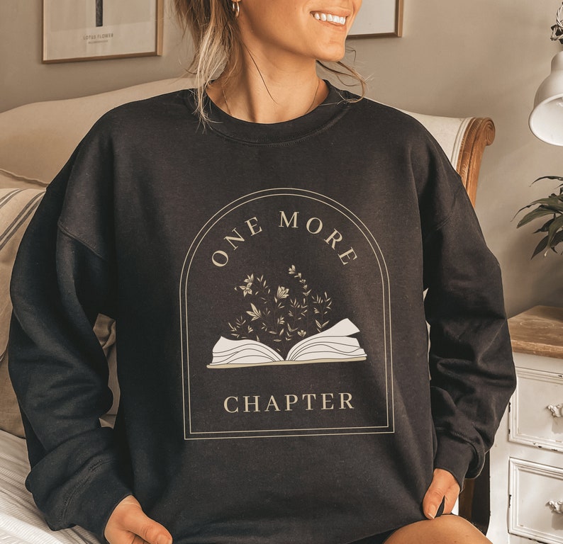 Reading Sweatshirt Book Sweatshirt Booktok Dark Academia Clothing Books Sweatshirt Light Academia Bookish Sweatshirt Dark Academia Clothes Black