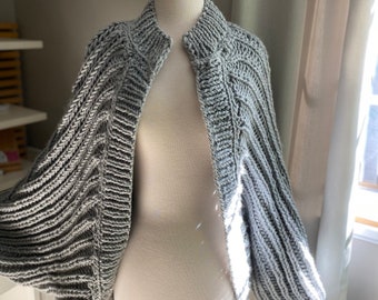 Gray Cardigan Sweater size M hand knitted English rib pattern