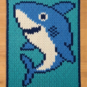 Blue Shark Finger Knitting Pattern. Animal Chunky Knit Blanket Pattern.