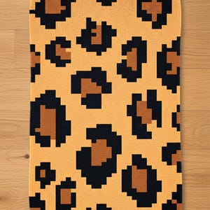 Leopard Print Finger Knitting Pattern. Chunky Chenille Yarn Knit Blanket Pattern. African Safari Animal