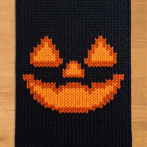 Jack O Lantern Face Finger Knitting Pattern. Chunky Chenille Yarn Knit Blanket Pattern. Halloween Pumpkin