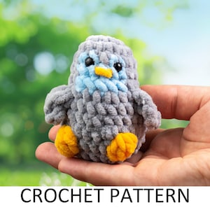 Patrón de pingüino a crochet. Peluche fácil sin costura. Pájaro de peluche en miniatura. Animal de peluche navideño a crochet.