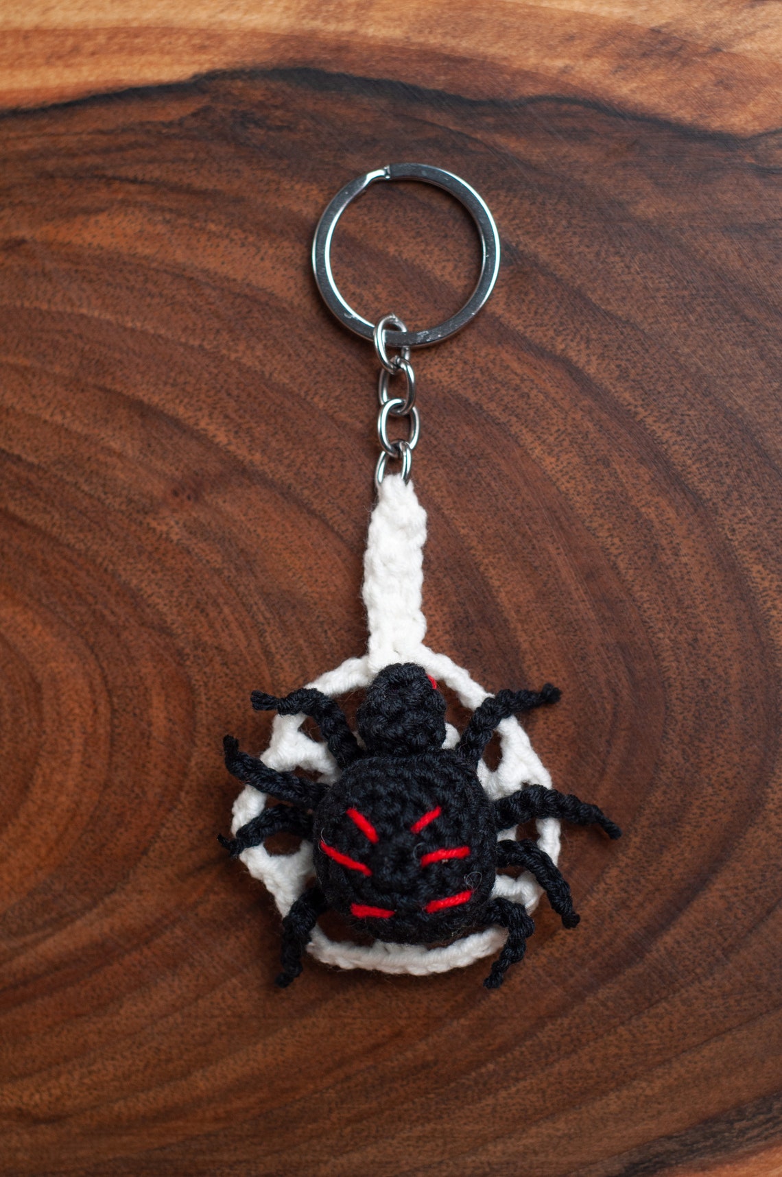 Spider Keychain Crochet Pattern. Halloween Spider Pattern. Amigurumi ...