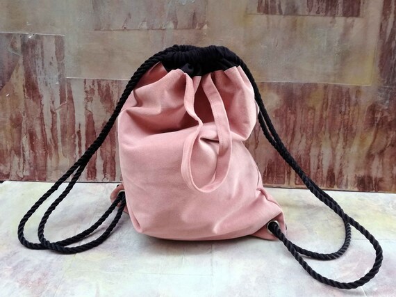 Black pink drawstring bag hotsell