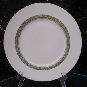 Royal Doulton Rondelay Pattern H5004, Discontinued 1970-1996, One Dinner Plate, White With Floral Green Band, Gold Trim, Vintage China Decor