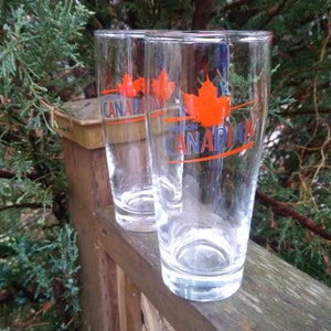 Molson Canadian, Set Of Two Beer Glasses, Barware Glasses, Drinking Glasses,16 Ounces, Collectible, Embossed John Molson Signature