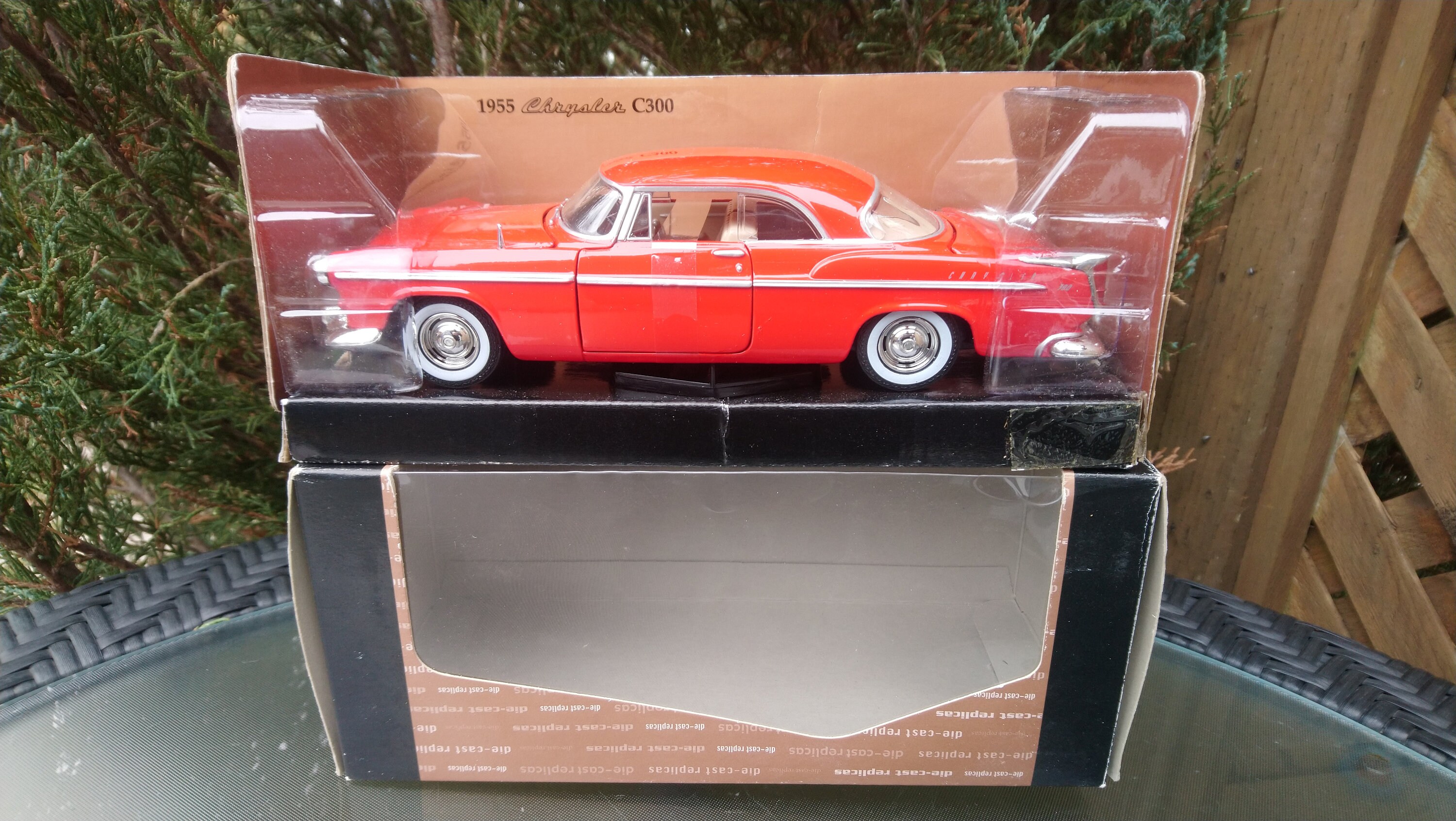 NEO SCALE MODELS NEO49600 CADILLAC SÉRIE 62 DÉCAPOTABLE 1957 1/43