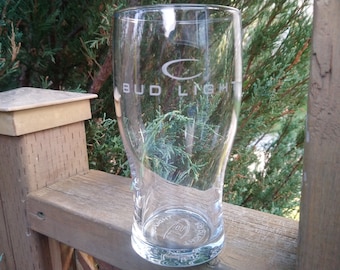 Bud Light Beer Glass, Barware Glass, Pints Glass, Pilsner Glass, Vintage Barware, Blue Glassware, Collectible Barware, Budweiser Beer Glass