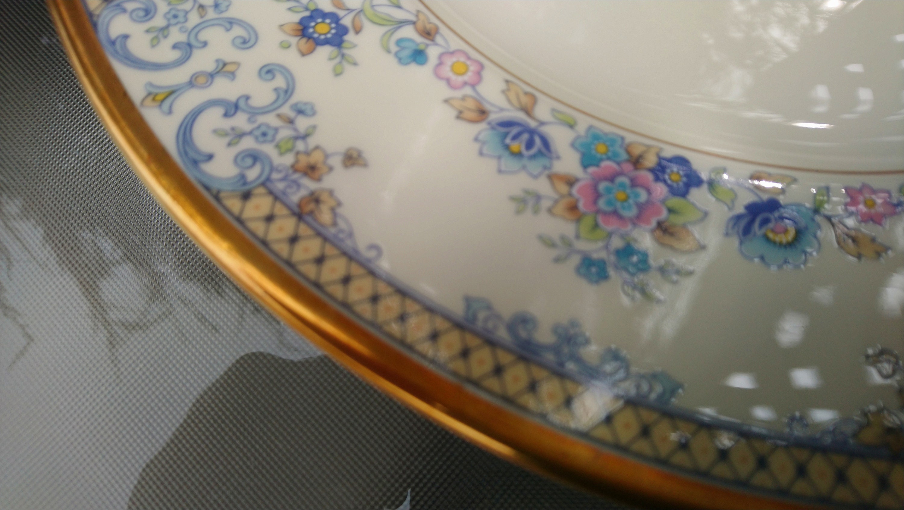 Minton Avonlea Pattern, Discontinued 1976-1989, One Dinner Plate