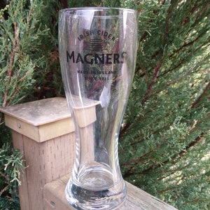 Magners Irish Cider, Made In Ireland Since 1935, Collectible Cider Barware Glass, Cider Pints Glass, Apple Cider Glass Etched Apple In Glass
